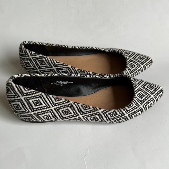 Loft Black & White Geometric Pointed Toe Flats Size 7.5 - Picture 1 of 5